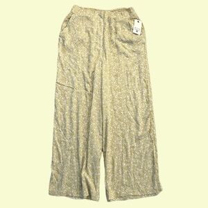NWT Billabong Little Whispers Yellow/Green Floral Flowy Pants - L